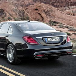 Mercedes S-Klasse W222 achterkant | Douwe de Beer occasions Mercedes S-Klasse W222 achterkant | Douwe de Beer occasions